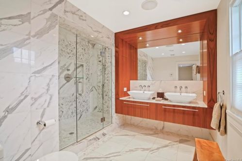 129 Loring Ave, New Rochelle NY  10803-2013 exterior