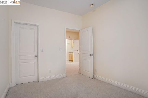 7164 Buckingham Blvd, Berkeley CA  94705-1715 exterior