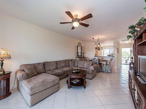 3037 Driftwood Way, Naples, FL 34109-8944