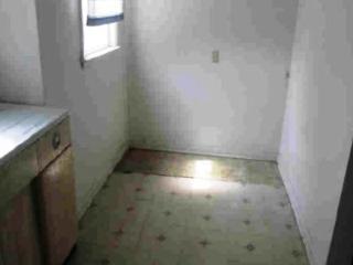 20 Cuyler Ave, Jeannette PA  15644-2219 exterior