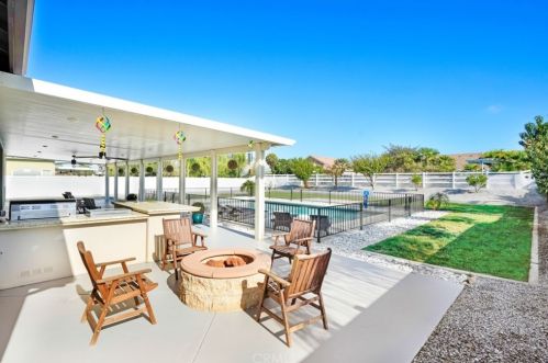 21046 Cashew St, Wildomar CA  92595-7544 exterior