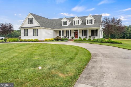 714 Rosemont Ave, Newfield, NJ 08344-5200