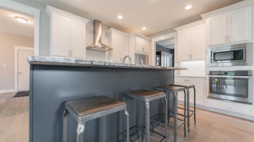 2853 Bonita Dr, Valpo IN  46385-7075 exterior