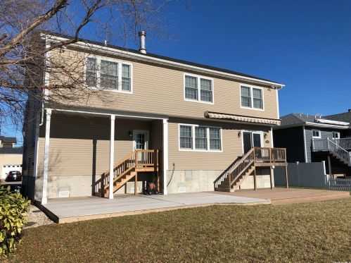 3744 Tiana St, Seaford, NY 11783-3501
