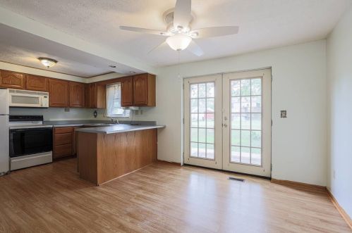 5773 Tall Oaks Dr, Milford OH  45150-2557 exterior