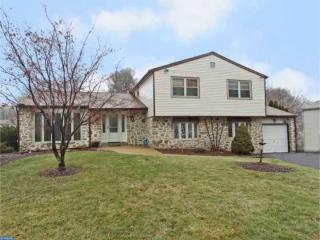 87 Tulip Rd, Southampton, PA 18966-2441