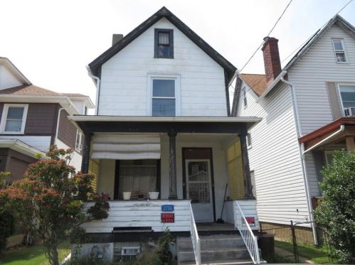 2706 Grandview Ave, Mckeesport, PA 15132-7832