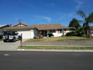 266 Gail Dr, Vista, CA 92084-3044