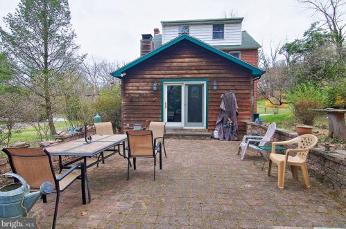 499 Manatawny St, Pottstown PA  19464-5140 exterior