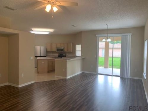 65 Braddock Ln, Palm Coast, FL 32137-8767