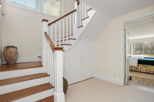 200 Mill Rd, New Canaan CT  06840-4310 exterior