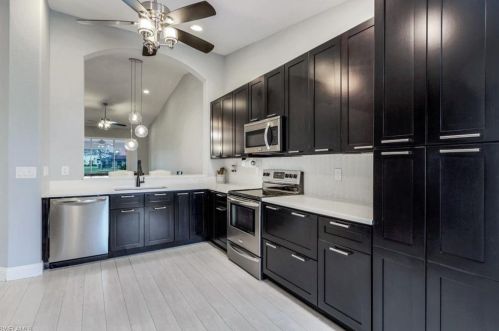15206 Cortona Way, Naples FL  34120-0672 exterior