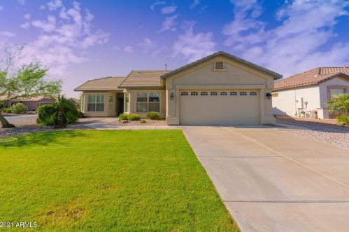 3175 Firestone Dr, Chandler, AZ 85249-9047