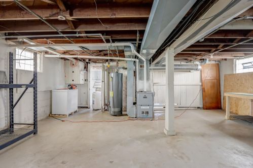 2963 52, Milwaukee WI 53210-1610 exterior