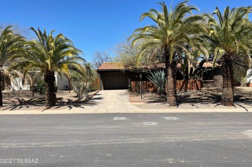 415 El Valle, Green Valley, AZ 85614-2924