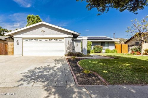 2202 Malton Ave, Simi Valley, CA 93063-3736