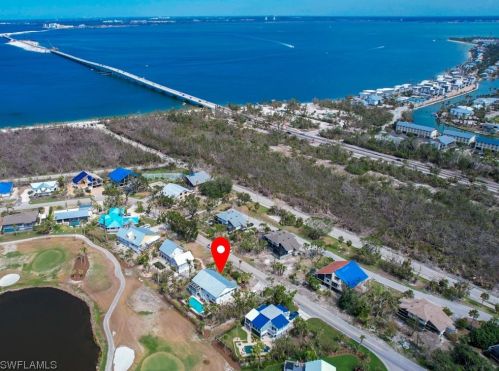 1015 Sand Castle Rd, Sanibel FL  33957-3614 exterior