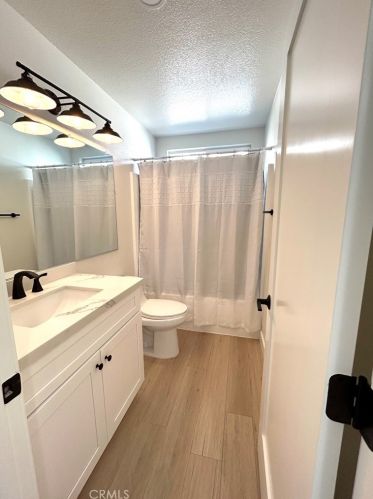 43019 Camino Caruna, Temecula CA  92592-3787 exterior