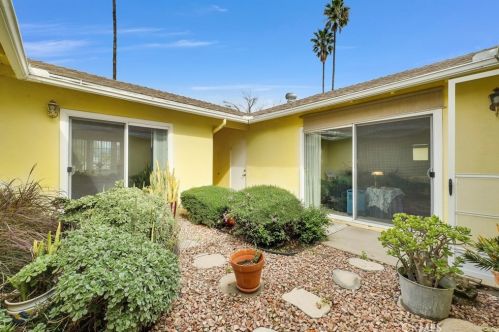 19265 Mesa St, Rialto, CA 92377-4559