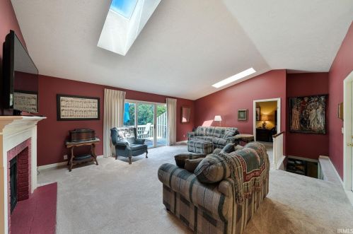 524 Rivers Edge Ct, Mishawaka IN 46544-4173 exterior