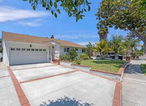 607 Roosevelt Ave, Fullerton, CA 92832-2631