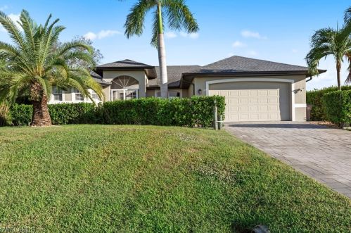 523 15th St, Cape Coral, FL 33909-0012