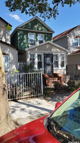 111-17 113th St, Jamaica, NY 11420-1340