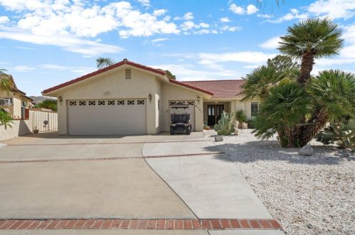 9721 Siwanoy Dr, Desert Hot Springs CA  92240-1330 exterior