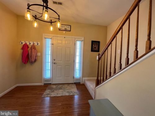 230 Pebble Vly Dr, Dover DE 19904-9469 exterior