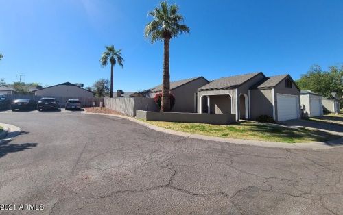 7028 41 St, Phoenix AZ 85044-6799 exterior