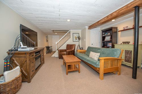 32 Adelaide St, Huntington Station NY 11746-3441 exterior