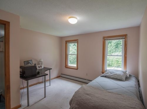 23 Smith Corner Rd, Newton NH  03858-4008 exterior