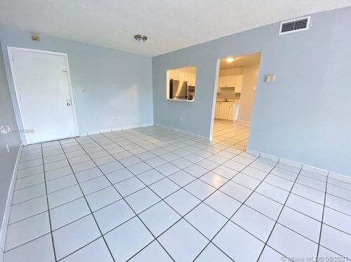 5100 41st St, Hollywood FL 33023-6948 exterior