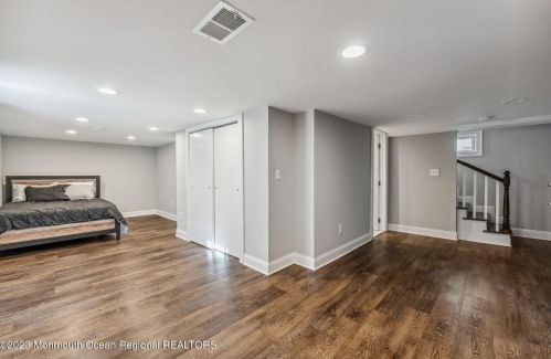 7 Elmwood Ave, West Long Branch NJ  07764-1820 exterior