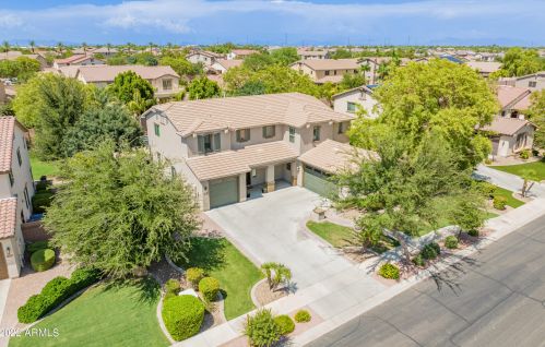 112 Crescent Way, Chandler, AZ 85248-5315
