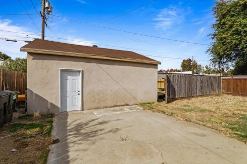 1609 Stetson Ave, Modesto CA  95350-4024 exterior