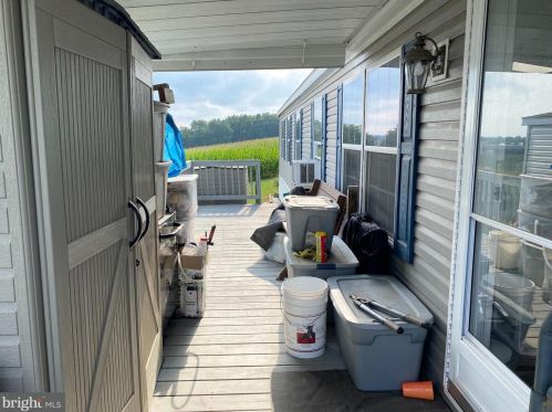 288 Pfautz Hill Rd, Schoeneck, PA 17578-9702