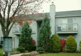108 Applegate Ln, East Brunswick NJ  08816-5010 exterior