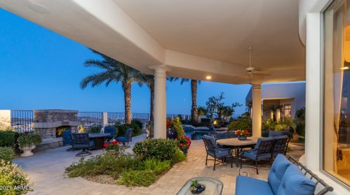 15645 7 St, Phoenix AZ 85014-4142 exterior