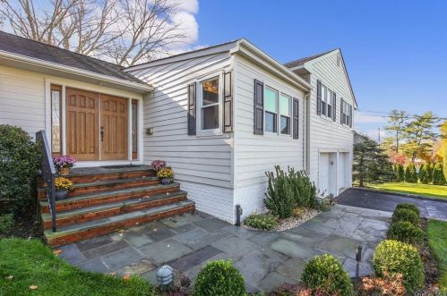 6 Bonwit Rd, Rye Brook NY  10573-1903 exterior