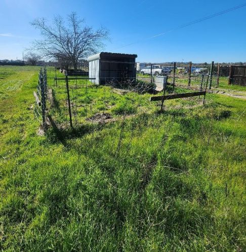 2858 Daly Ave, Oroville CA  95966-9361 exterior