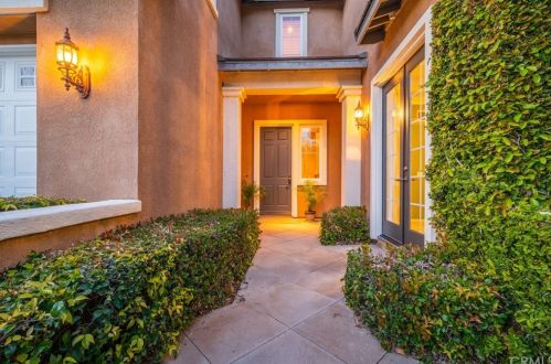 24226 Paulson Dr, Loma Linda, CA 92354-4872