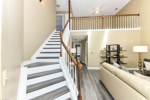 3206 Cardinal Ridge Dr, Greensboro NC  27410-8250 exterior