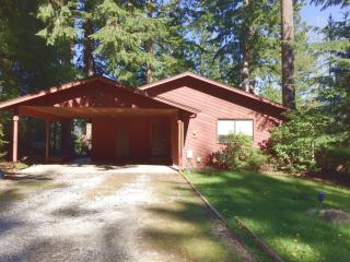 9 Topper Dr, Bellingham, WA 98229-7839
