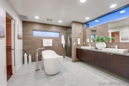 311 Upas St, San Diego CA 92103-5131 exterior