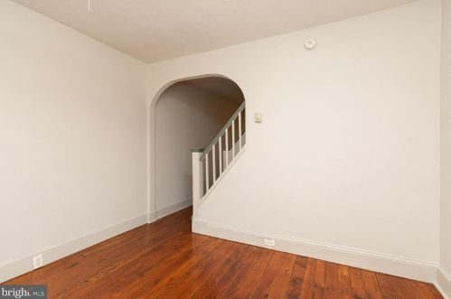 26 Manheim St, Philadelphia PA 19144-3656 exterior