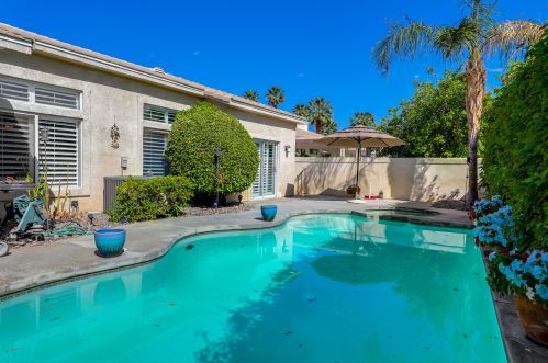 47910 Via Nice, La Quinta CA  92253-2157 exterior