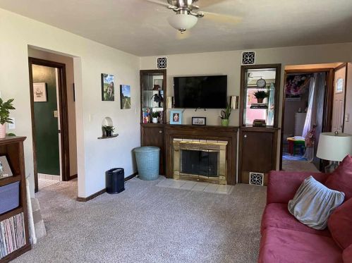 1110 Meacham St, Green Bay, WI 54304-2313