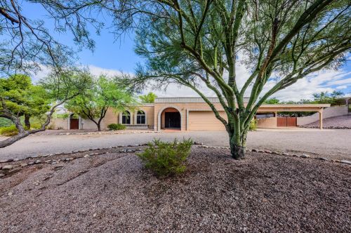10775 Calle Vaqueros, Tucson, AZ 85749-8898