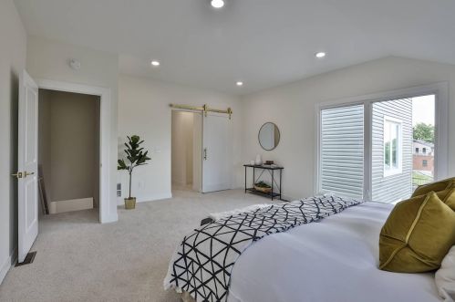 1255 Pike St, Covington KY  41011-2136 exterior